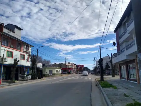 Local en Venta Via Púb.