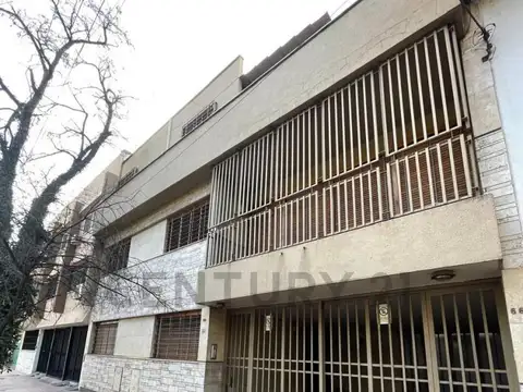 Century 21 vende dos departamento en uno