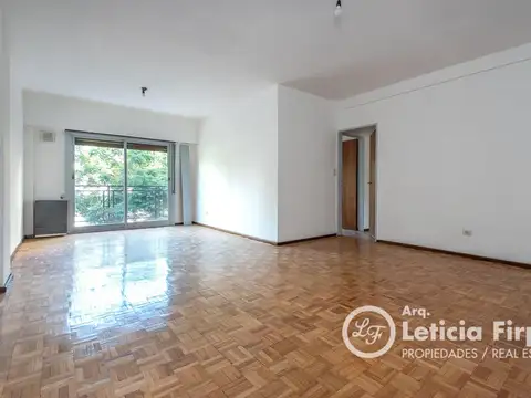 Departamento al frente con balcon, amplios ambientes, excelente zona.