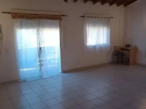 Depto Tipo Casa en Venta 15 años