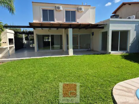 Casa en Godoy Cruz