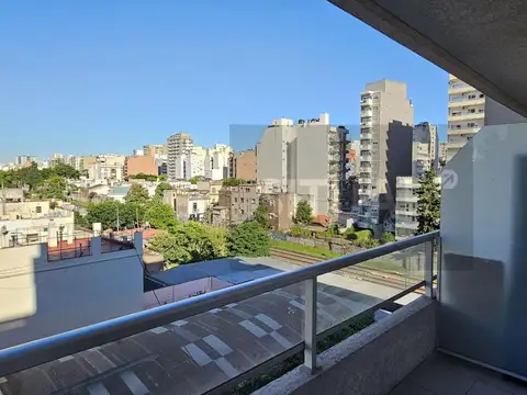 Venta Departamento Monoambiente con Balcón en Flores
