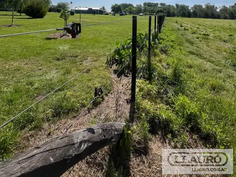 AV, VALERIA DE CROTTO A 700 MTS DE RUTA 205- URIBELARREA.
