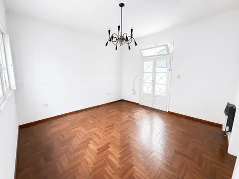 Depto Tipo Casa en Alquiler de 2 ambientes