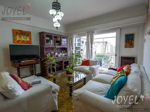 Departamento en Villa del Parque en pleno centro comercial