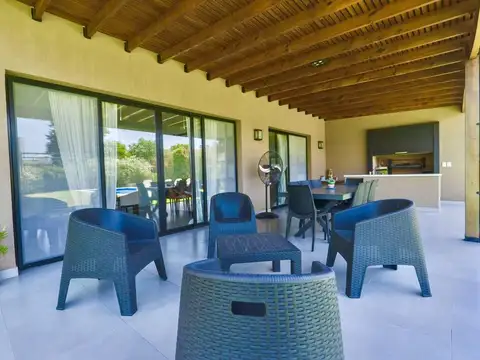 Casa en Venta de 4 dormitorios