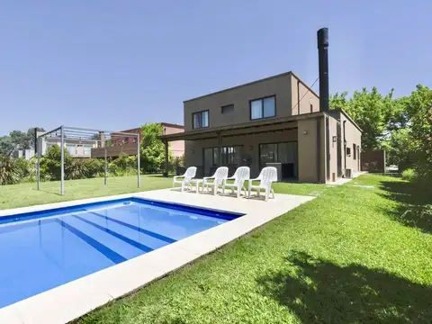 VENTA CASA 5 amb PILAR Bo.SAUSALITO PILETA