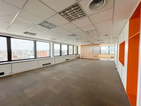 VENTA OFICINA CORPORATIVA con COCHERAS 512m2 TOTAL