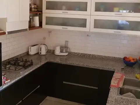 Casa  en Venta ubicado en Ciudad Jardin, Tres de Febrero, G.B.A. Zona Oeste - LSC0214_LP556689_1