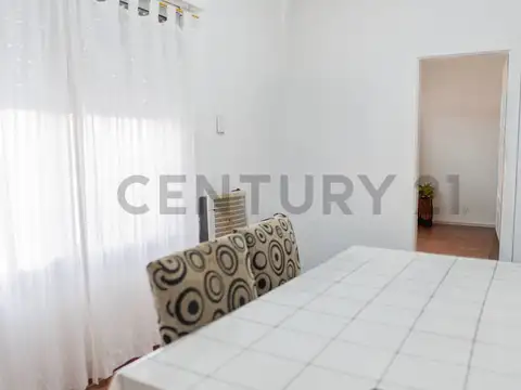 Río de Janeiro 3100, Piso 0