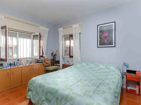 VENTA CASA MULTIFAMILIA  HURLINGHAM PERMUTA