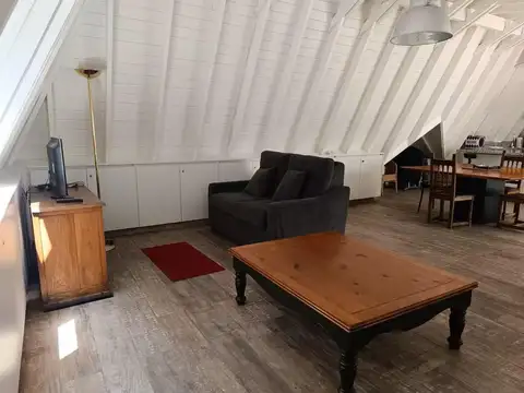 Departamento en Alquiler en Las Casuarinas (San Isidro), USD 1.200