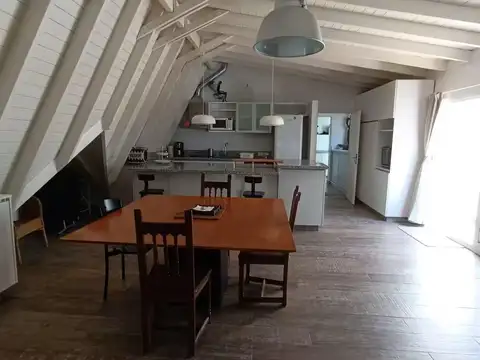 Alquiler departamento 2 ambientes, en San Isidro, Casuarinas