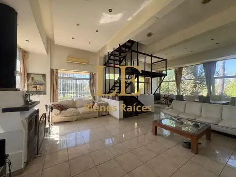 Casa en Venta en Barrio Cube, USD 195.000