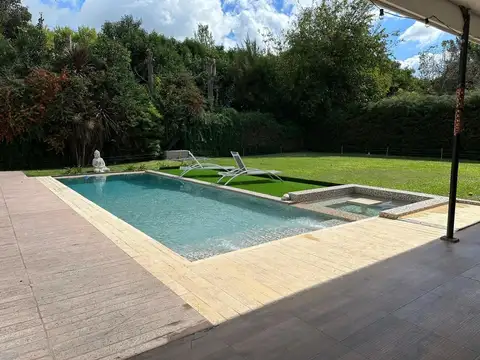 Casa en Venta en Campana, USD 250.000