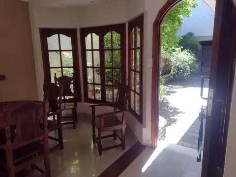 Depto Tipo Casa 4 ambientes con 3 baños