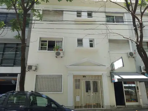 Departamento de 2 Amb. Al Frente Ciudad de la Paz al 1900