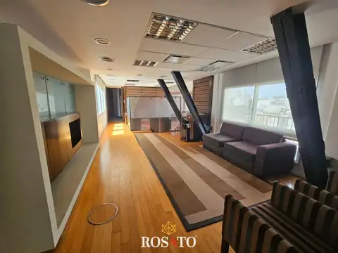 Emblemático e importante edificio en Venta, Sarmiento al 400, CABA.