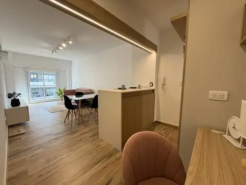 Departamento 3 Amb. con Balcon y Cochera