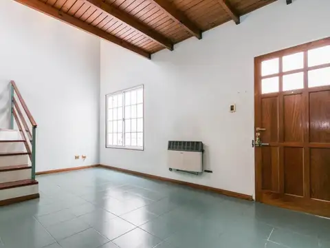 Depto Tipo Casa en Venta de 1 dormitorio