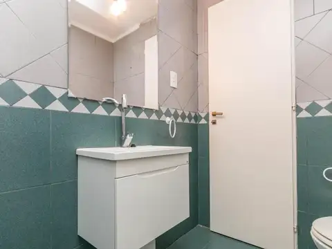 DEPTO T/CASA EN VENTA PIRAN AL 200 WILDE