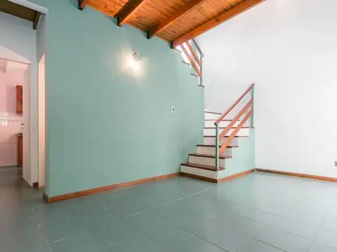 DEPTO T/CASA EN VENTA PIRAN AL 200 WILDE