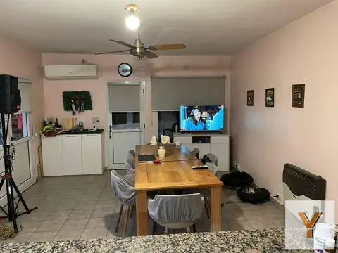 Casa 5 ambientes con 3 baños