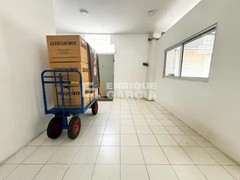 Local en Alquiler en Villa Urquiza, $ 2.350.000