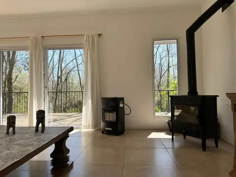 Casa moderna con muelle propio sobre el Río Luján – 800 m² de terreno