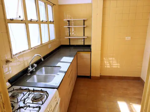 Departamento 3 ambientes con 2 baños