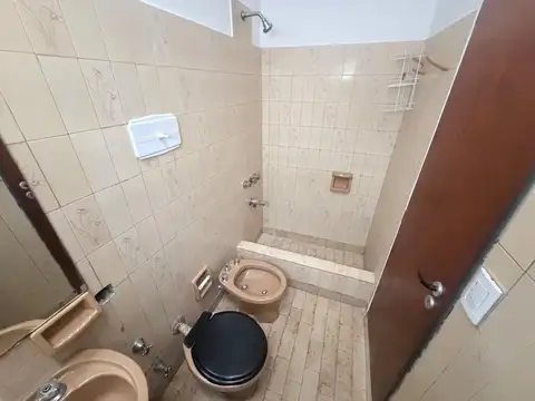 Depto Tipo Casa en Alquiler de Monoambiente