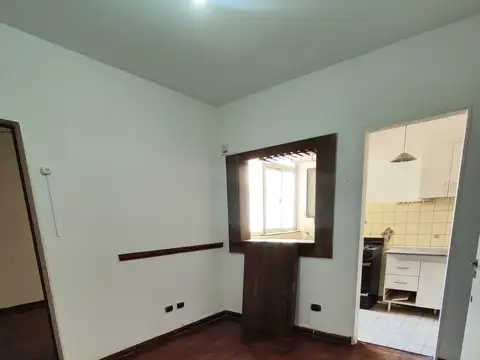 Sarandí 200, Piso 6