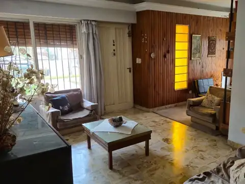 Casa en Venta en Castelar Norte, USD 270.000