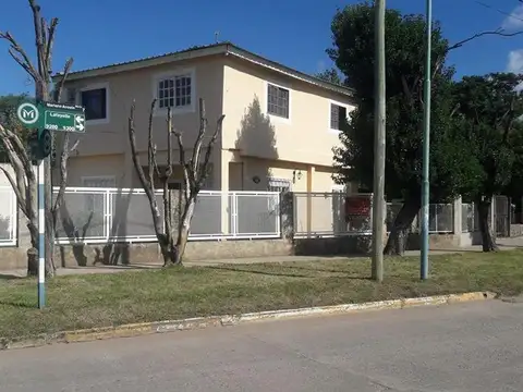 Lafayette 4700