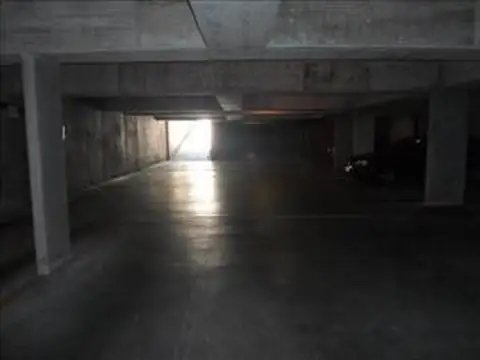 Av. Del Libertador 12900 - Fija Cubierta - Auto Grande Acceso x Rampa