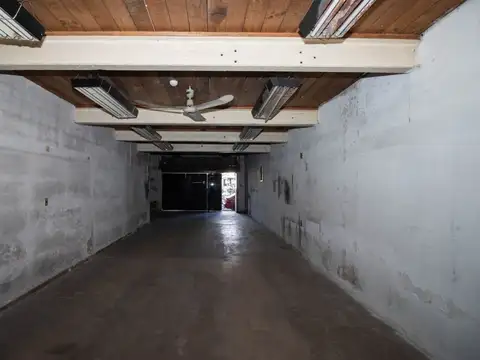 Local en Alquiler 77 años