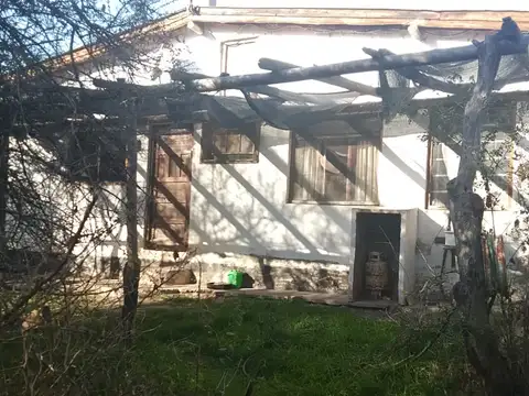 Casa 4 ambientes con 1 baño