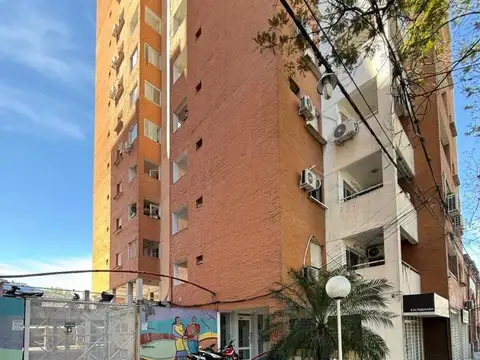 Los Hacheros 100, Piso 3