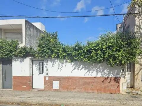 Pasaje Don Orione y Echeverria