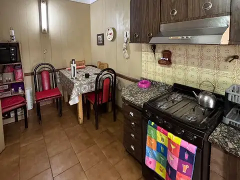 CHALET PH 4 AMBIENTES EN VENTA MERLO CENTRO