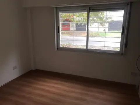 Venta de Departamento de 2 ambientes en 3º Piso Quilmes Oeste
