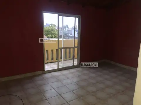 Depto Tipo Casa en Alquiler de 3 ambientes