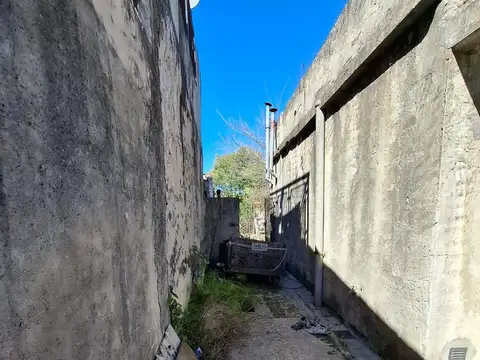 Venta de casa en Lanus Este. OPORTUNIDAD