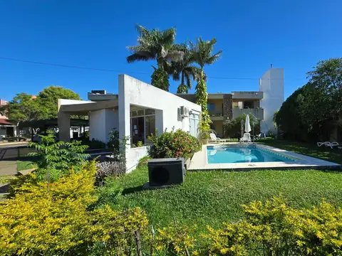 Hotel en Venta 6 Habitaciones