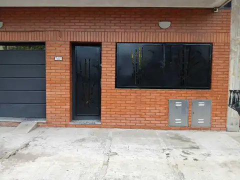 Depto Tipo Casa en Venta de 4 ambientes