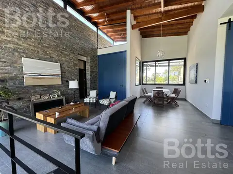 Casa en Venta Barrio Privado Lomas Athletic