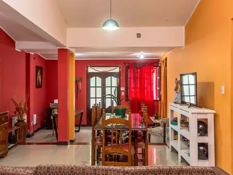 Casa en Venta en Barrio Castañares, USD 78.000