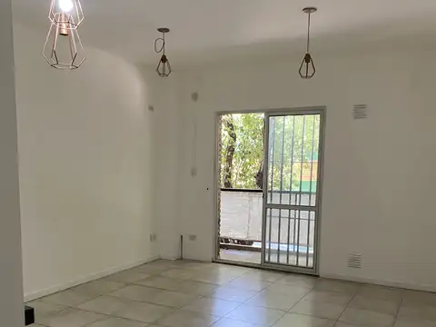ayacucho 2089 100, Piso b