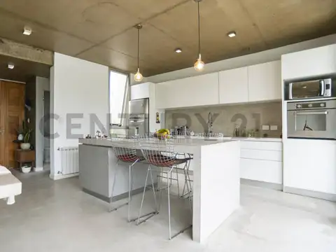 Casa en venta en City Bell en barrio cerrado EL CAUCE