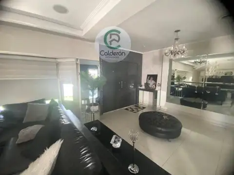 Casa en Venta en Campos De Alvarez, USD 540.000